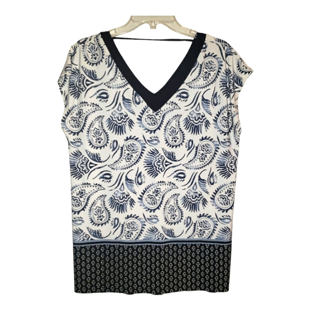 Cato women's medium paisley print sleeveless pullover summer top. 4038
